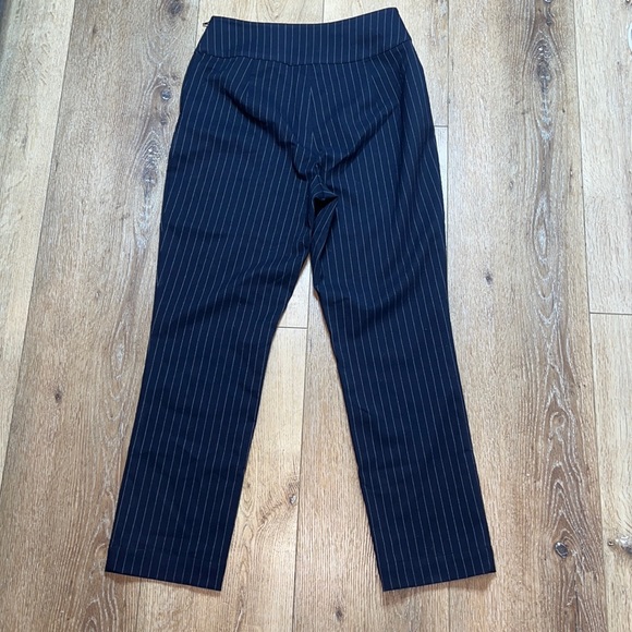 Good American Navy Pinstripe Exec Pant Size 4/27 - Picture 4 of 10